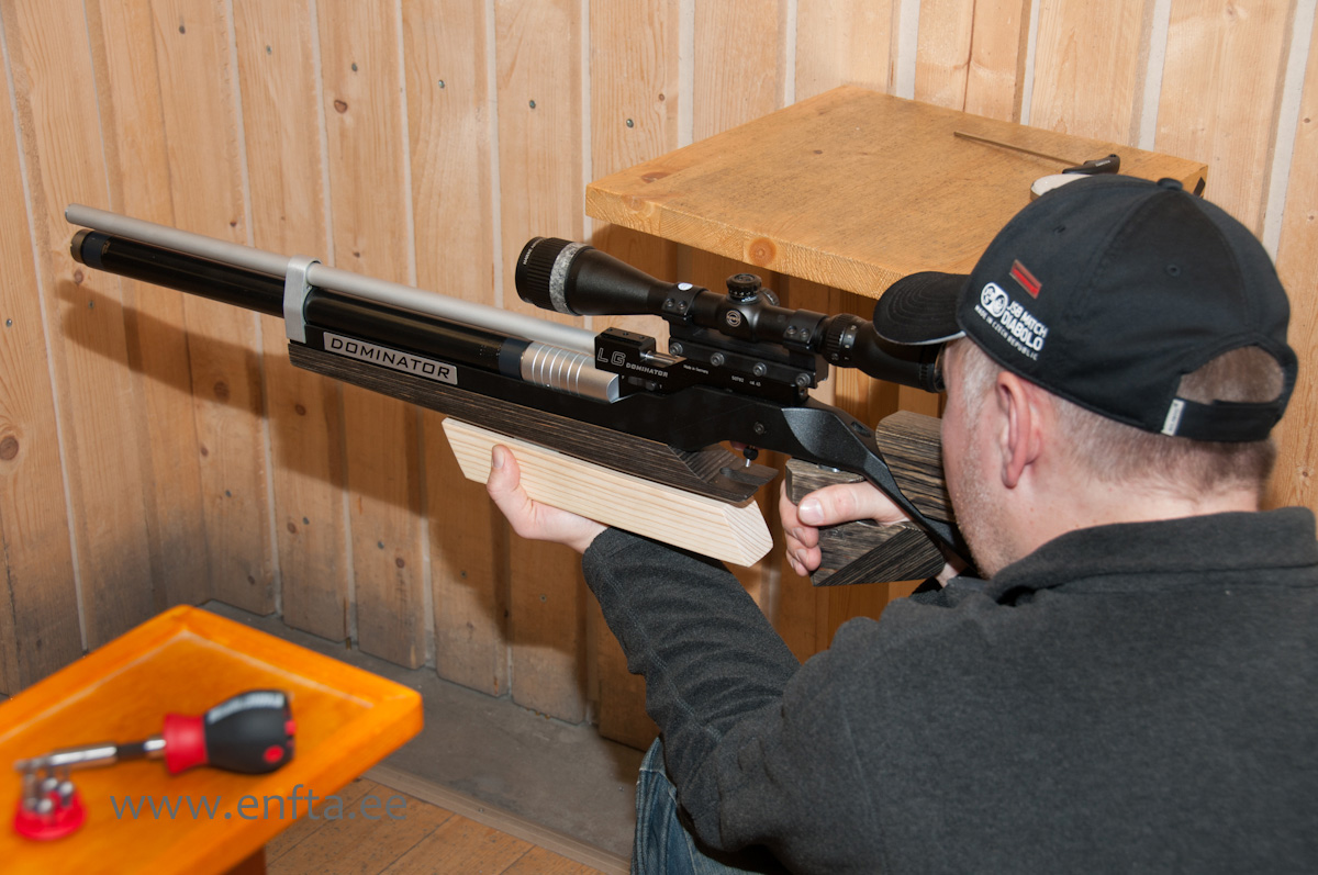 Andres Mikfelt Walther LG300 Dominator Hawke 4-12x42